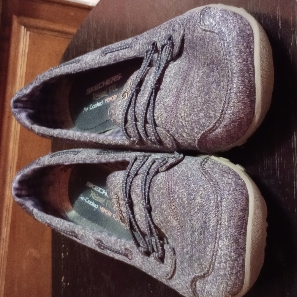 Shoes - Picture 2 of 4